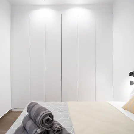 Flats-moderno, Junto Al Roig Arena Appartamento Valenza